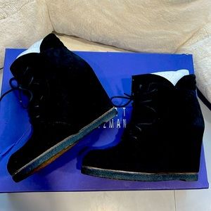 Stuart Weitzman Kidstuff Black Suede Lace Up Wedge Bootie 6.5